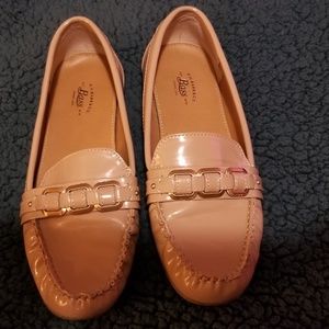 Loafer style shoes